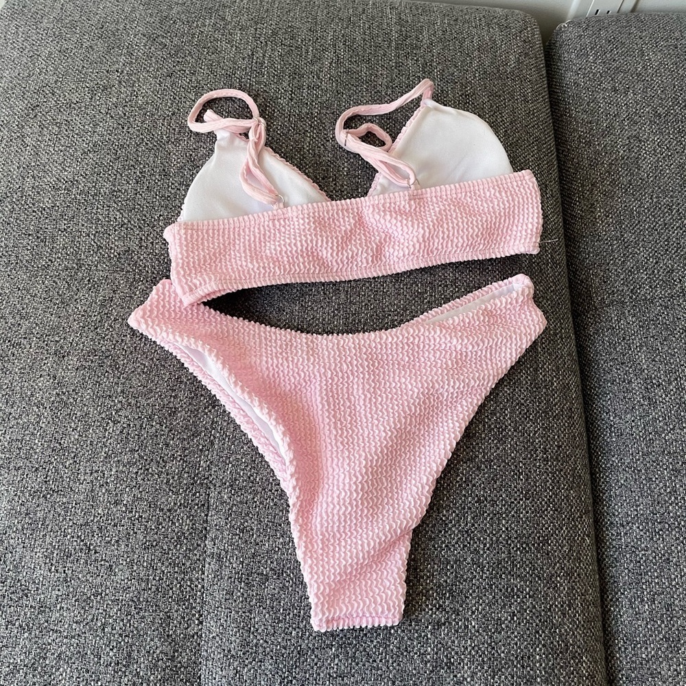 4/$20 🧡 Baby pink bikinis sets NWT - Picture 3 of 4